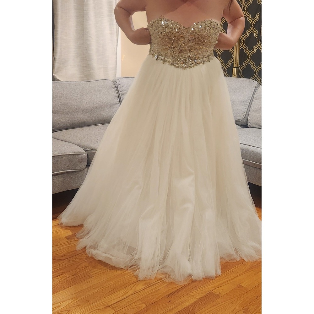Maggie Sottero Haute Couture Beaded Tulle Wedding Dress Ball Gown Ivory Size 6